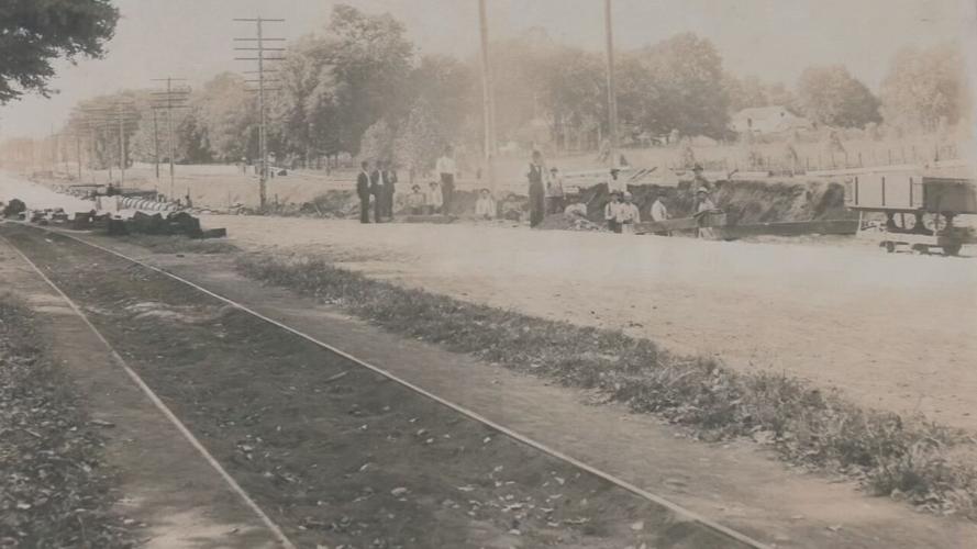 Frankfort Avenue in 1800s