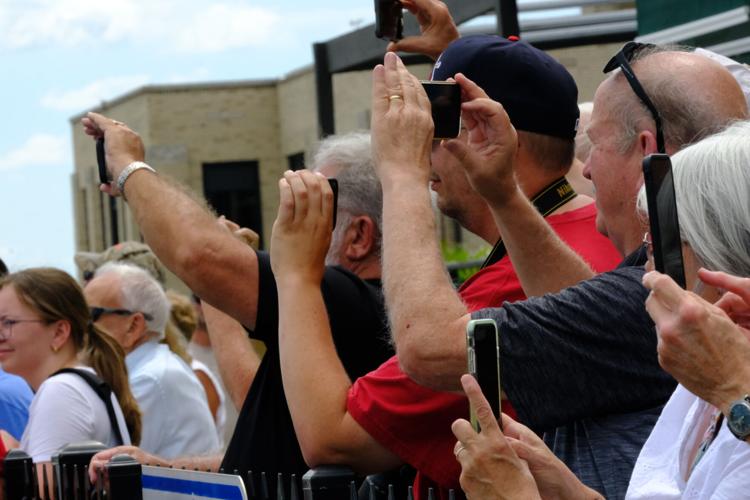 Louisville veterans honored on D-Day anniversary