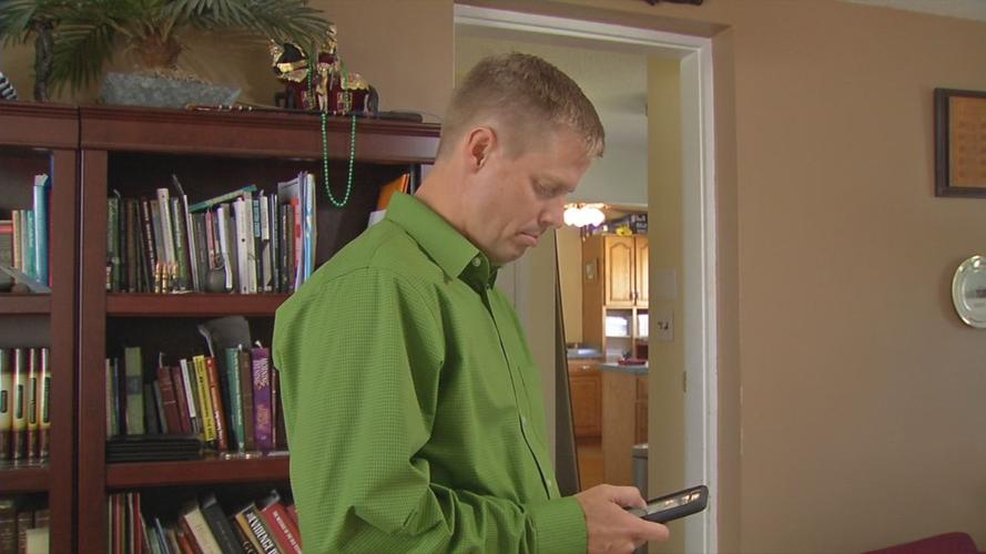 Trump Twitter Mistake - Pastor Jonathan Carl on Phone