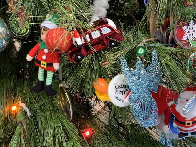 JINGLE TREE ORNAMENTS 2023  (11).jpg