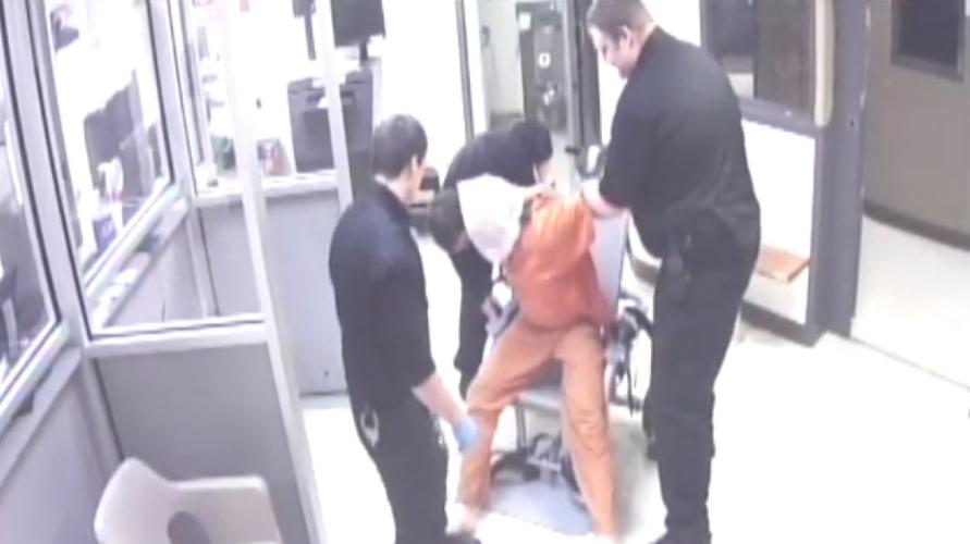 BOYD COUNTY KENTUCKY GUARDS CHARGED WITH INMATE DEATH 1-10-19.jpg
