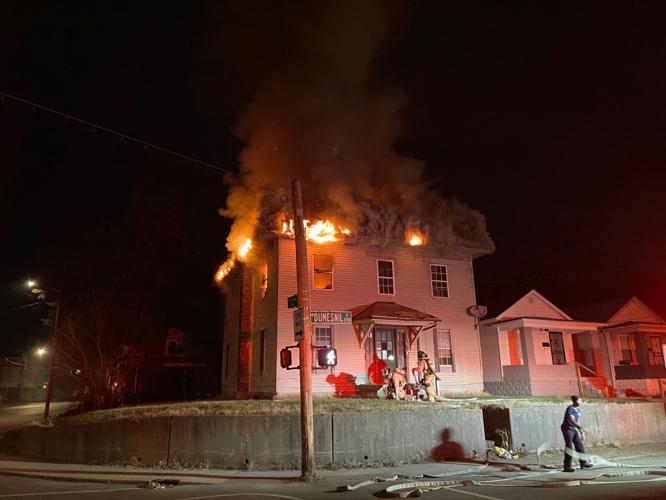 LOUISVILLE FIRE - 22ND AND DUMESNIL12-19-2022 (1).jpeg