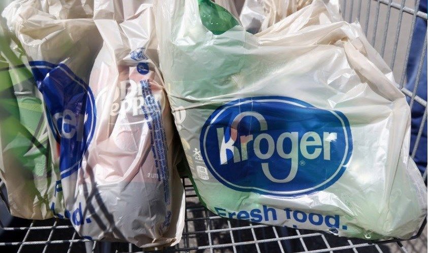 Kroger to phase out plastic bags at all stores by 2025
