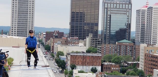 GINA ON THE JOB: Window Washer