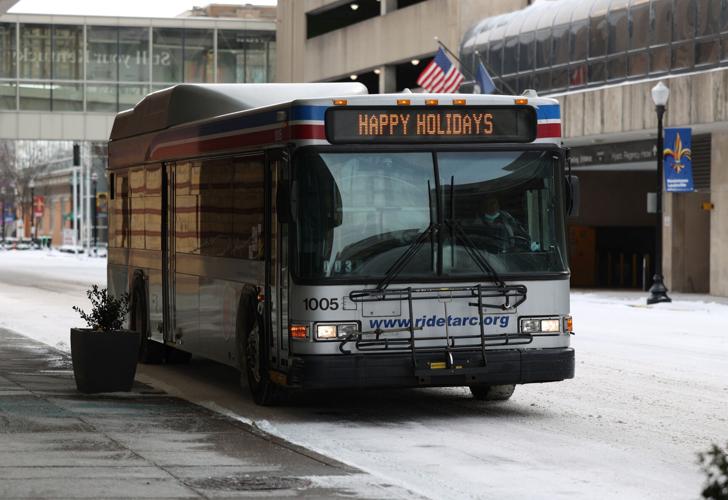 TARC bus in snow.JPG