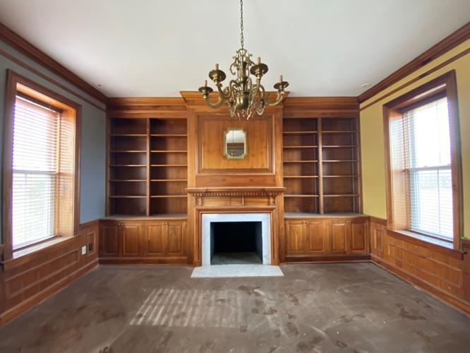 Indiana Landmarks-Smith-Phillips Farmhouse listing photo 1-16-24 (3).jpg