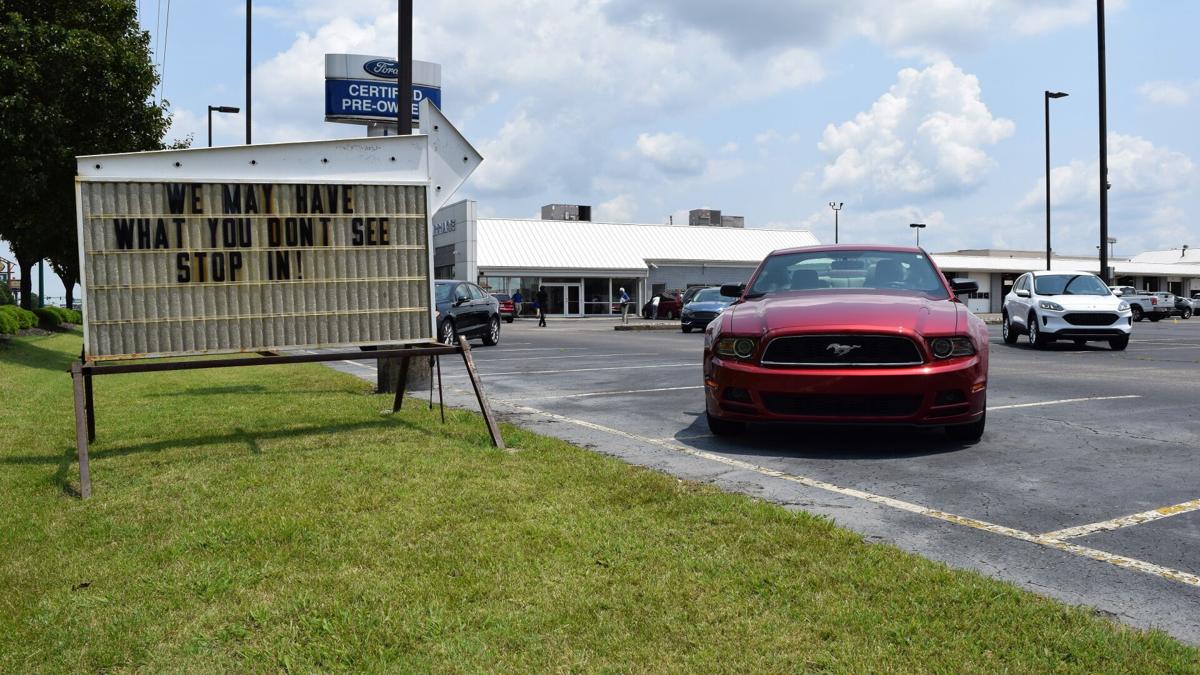 Louisville Area Car Dealers Make Best Of Scarce Inventory In Depth Wdrb Com