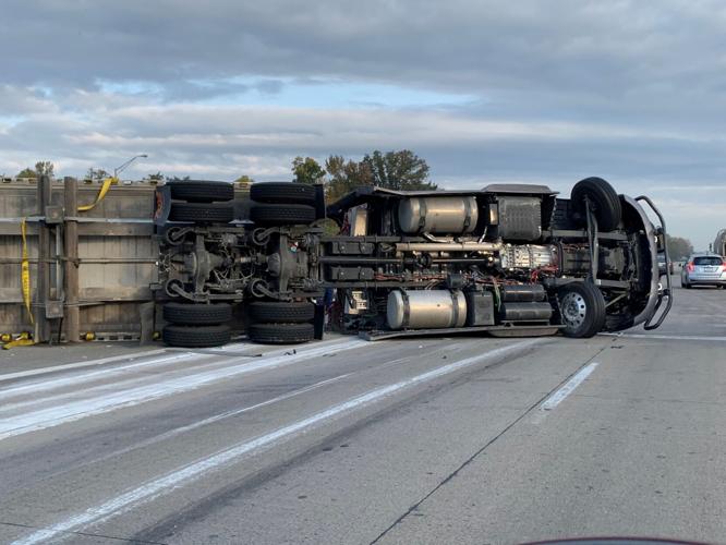 INTERSTATE 65 CRASH NB NEAR 265 - 10-21-2020 1.jpg