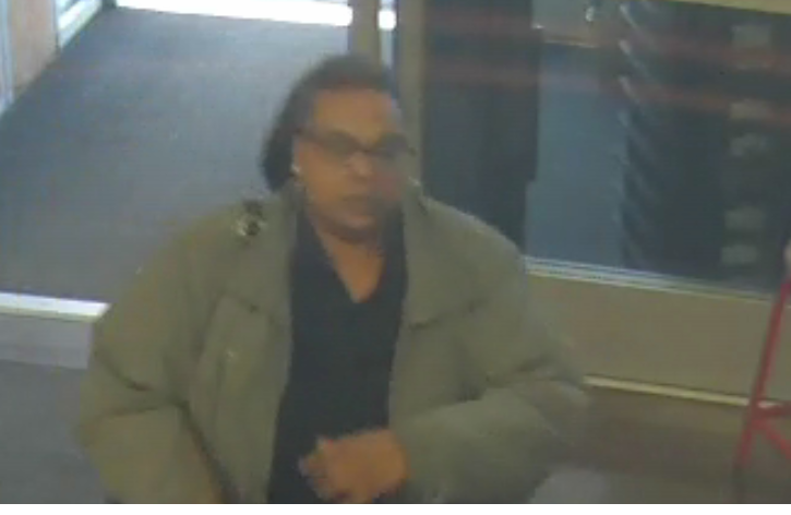 ST MATTHEWS POLICE WHOLE FOOD ROBBERY SUSPECTS 4-19-19 2.png