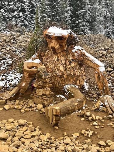 BERNHEIM GIANT STATUES 3.jpeg