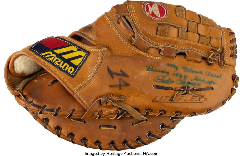 pete rose glove.jfif