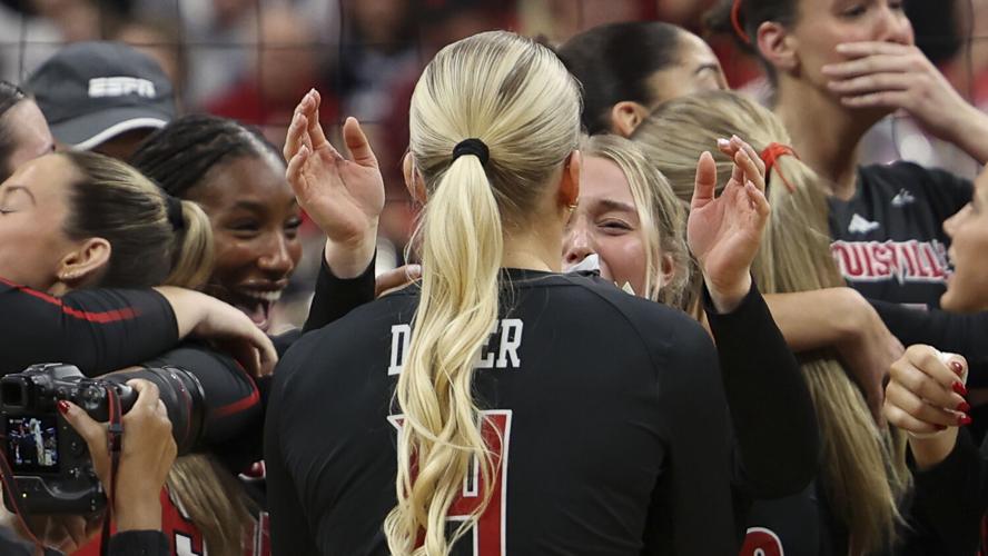 Louisville volleyball Final Four-57.jpg