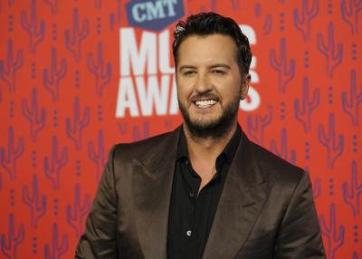 CMT AWARDS - AP - LUKE BRYAN 6-5-19 1.jpeg