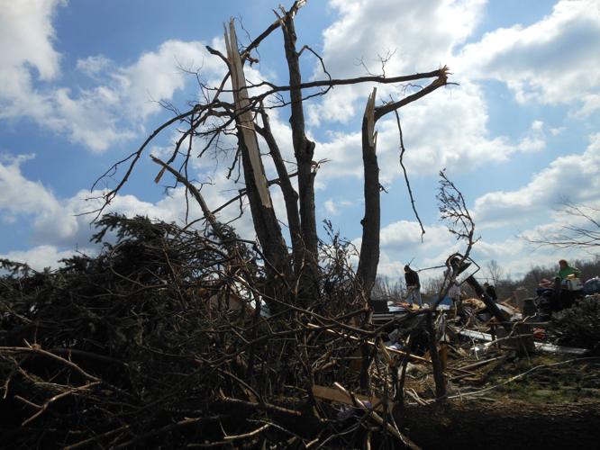 HENRYVILLE TORNADO DAMAGE MARCH 2012 (7).JPG