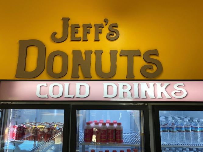 JEFF'S DONUTS - FERN CREEK - 10-27-2022 4.jpg