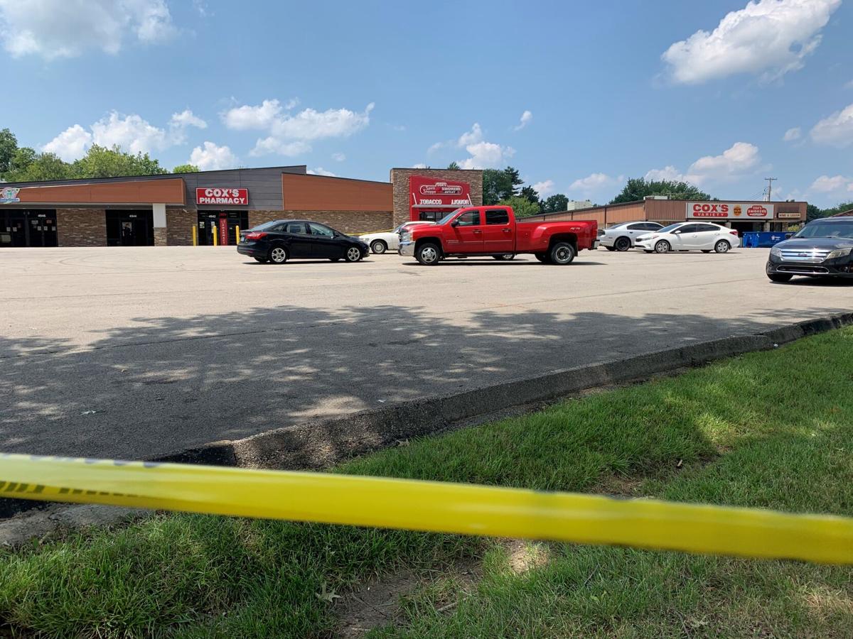 Police Investigating Double Shooting In South Louisville Parking Lot Crime Reports Wdrb Com