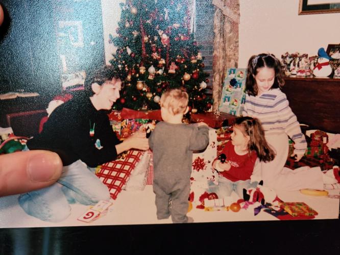 BOWLING GREEN - PICS FOUND IN THRIFT STORE COOKBOOK - 4-20-2021.jpg