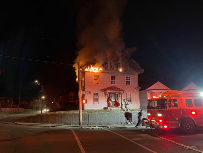 LOUISVILLE FIRE - 22ND AND DUMESNIL12-19-2022 (3).jpeg