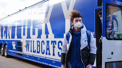 Devin Askew bus