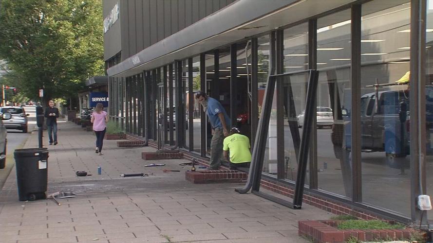 Thieves target Louisville-area car dealerships
