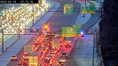 Crash on I-264 East at Taylorsville Road