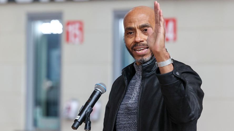 DENNY CRUM BANNER DEDICATION-15.jpg