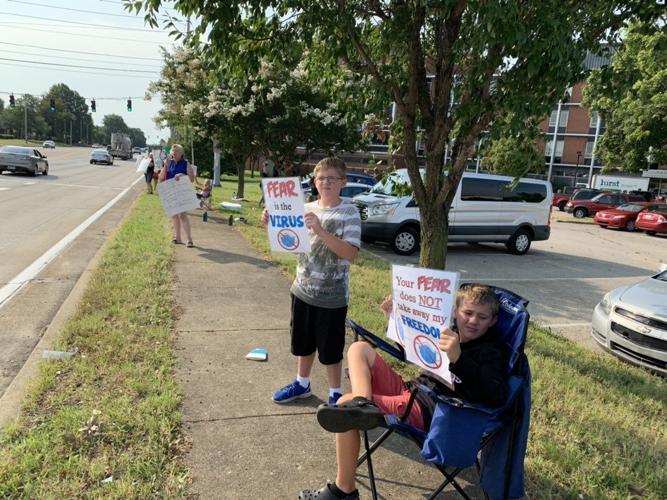 JCPS - FIRST DAY MASK PROTESTS AT HQ - 8-11-2021 1.jfif