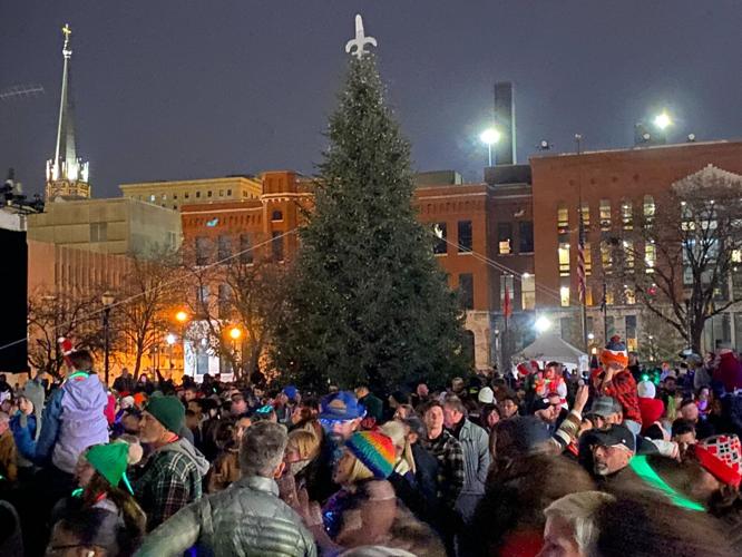 Light Up Louisville 2022 (8)-Conroy pic.jpg