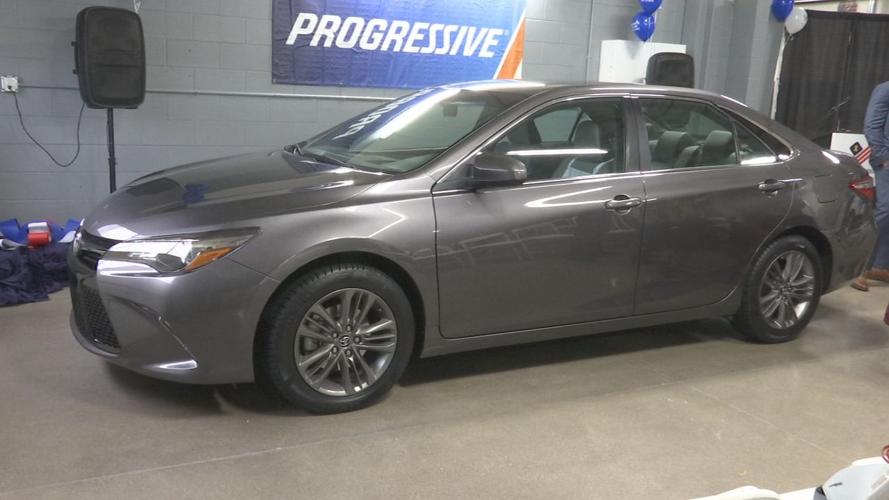 Louisville military family receives new car