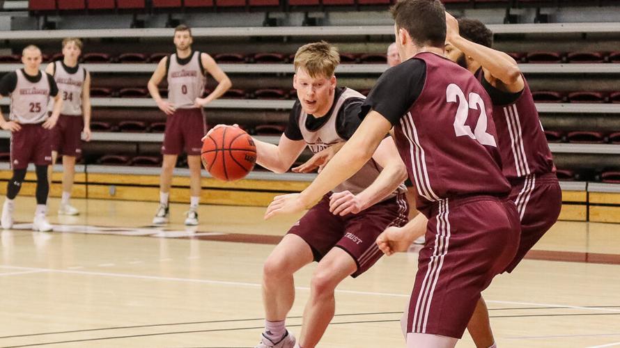 BELLARMINE_PRACTICE_7605.jpg