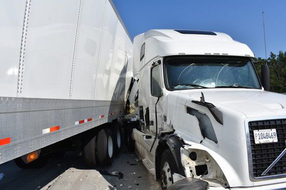 Truck accident 1.jpg