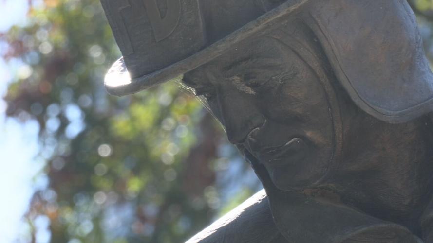 Louisville Firefighter Memorial at Jefferson Square Park (1).jpeg