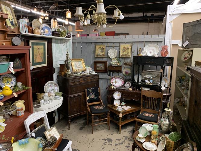 FLEUR DE FLEA KK 6-29-20.jpg