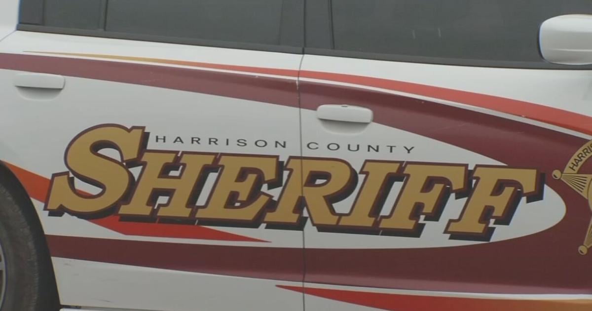 Teacher discovers K-9 training drugs left behind by deputy at southern Indiana school