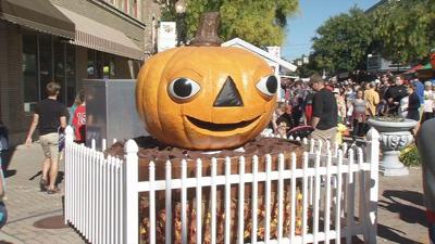 Celebrate fall at Harvest Homecoming Festival Booth Days