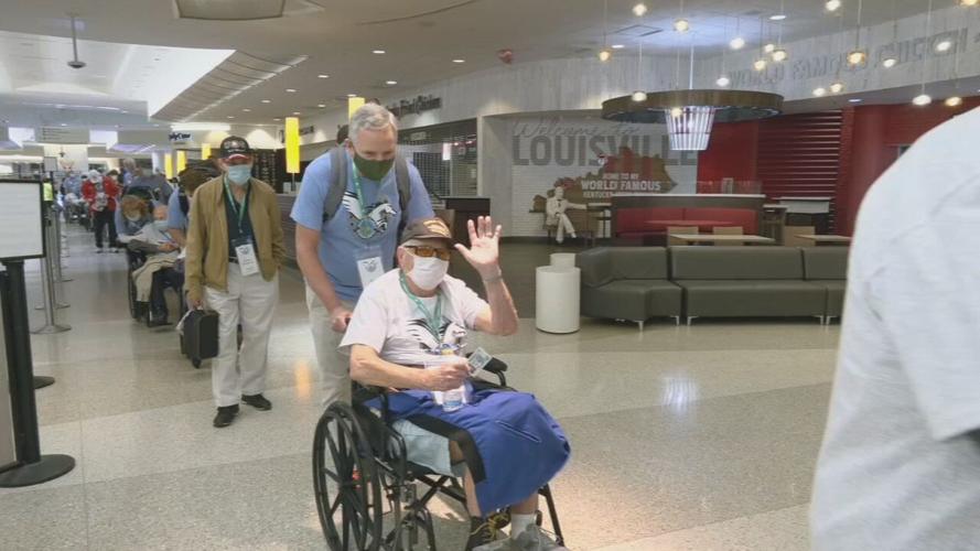 Veterans prepare to leave on Honor Flight Bluegrass flight to Washington DC
