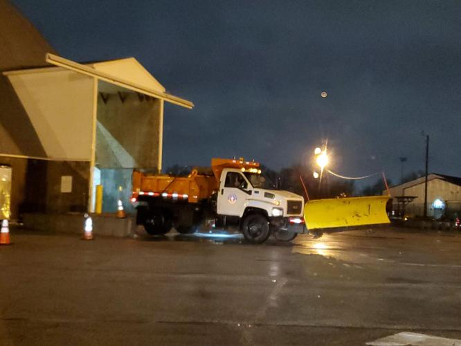 SNOW PLOWS AND SALT - 2-3-2022 - METRO PUBLIC WORKS  (2).jpg