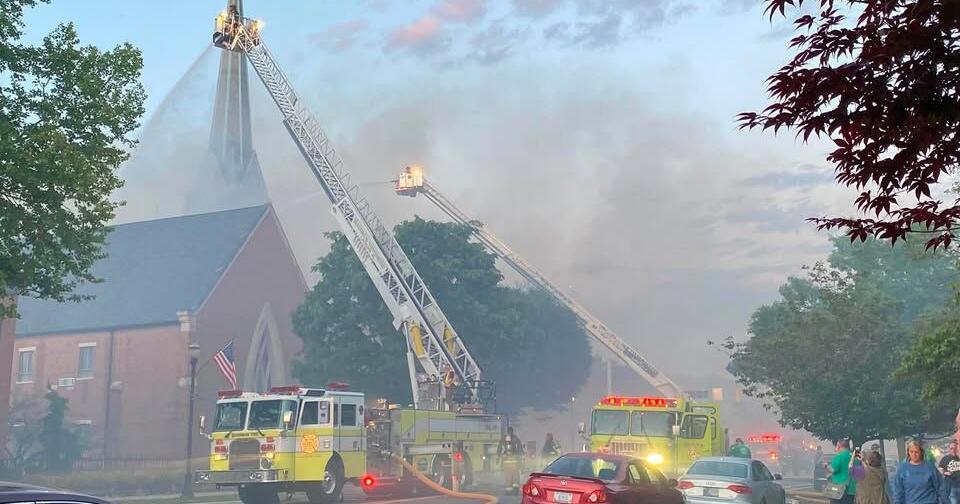 IMAGES | Large fire burns at historic church in Madison, Indiana