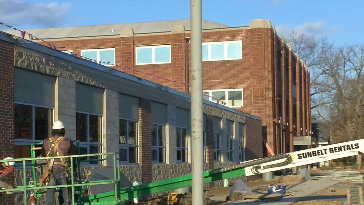 Teachers get first look inside new downtown Jeffersonville elementary