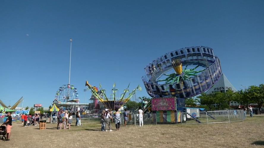 Fest-a-Ville rides - 4.26.26