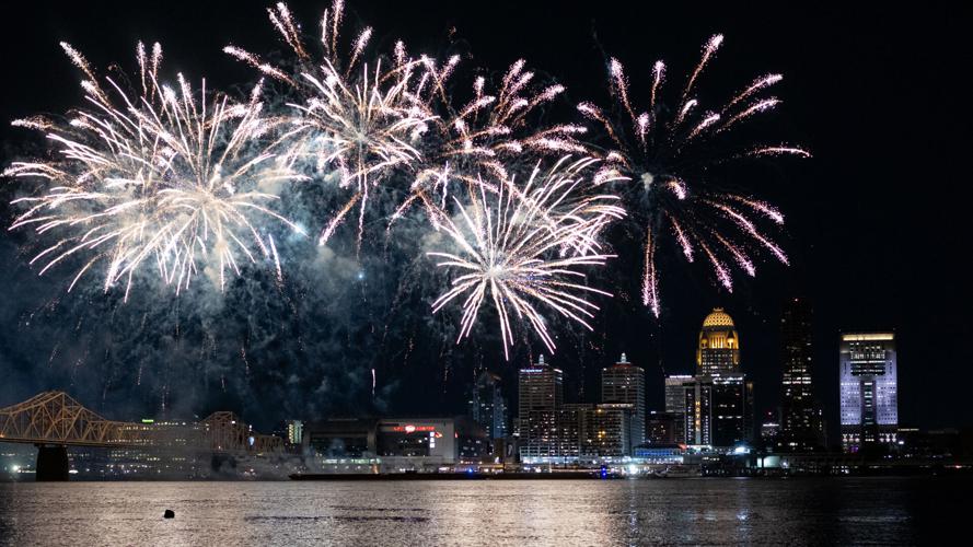 IMAGES Fireworks, drone show light up sky at Thunder Over Louisville