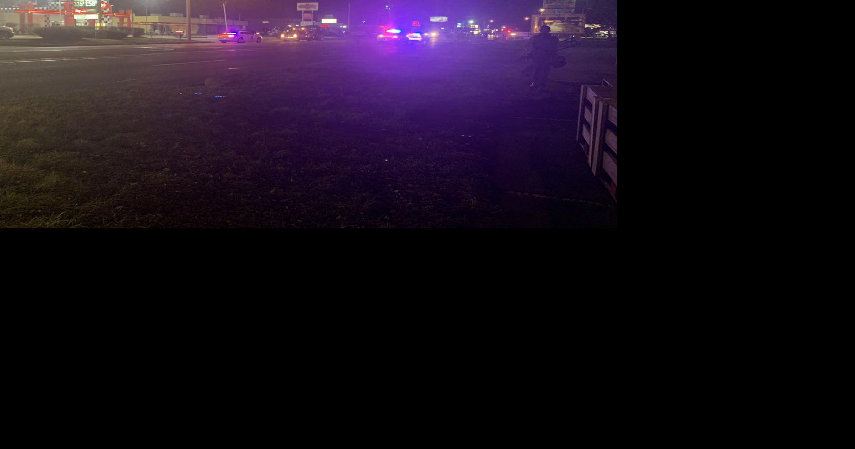 1 person killed, several injured in 2car crash in Madison, Indiana