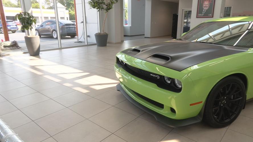 dodge challenger car