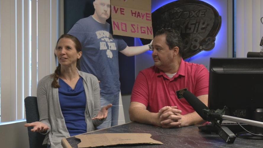 ETOWN SIGN WARS .jpeg