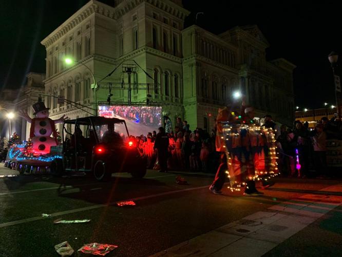 Light Up Louisville 2022 (5).jpg