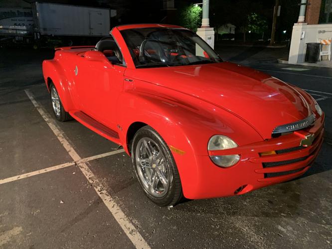 Gaslight Festival 2019 - Vintage Red Car.jpg
