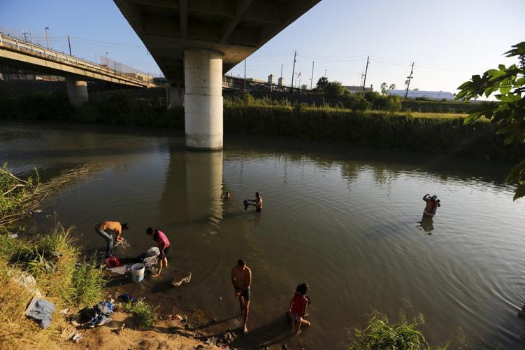 Rio Grande Migrants 11-17-19 AP.jpeg
