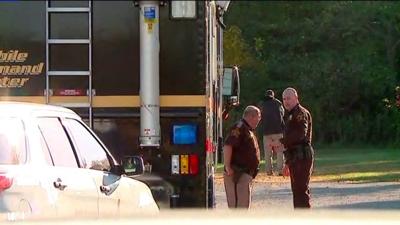 Scene after 2-year-old accidentally shot himself in Mooresville, Ind. (Oct. 17, 2019)