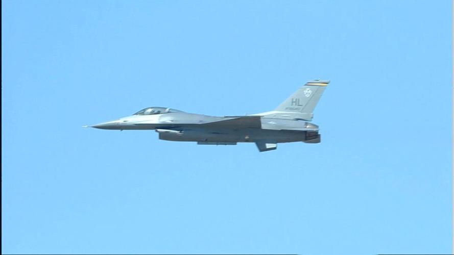 THUNDER PLANES - F-16.jpg