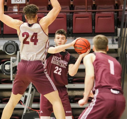 BELLARMINE_PRACTICE_7640.jpg